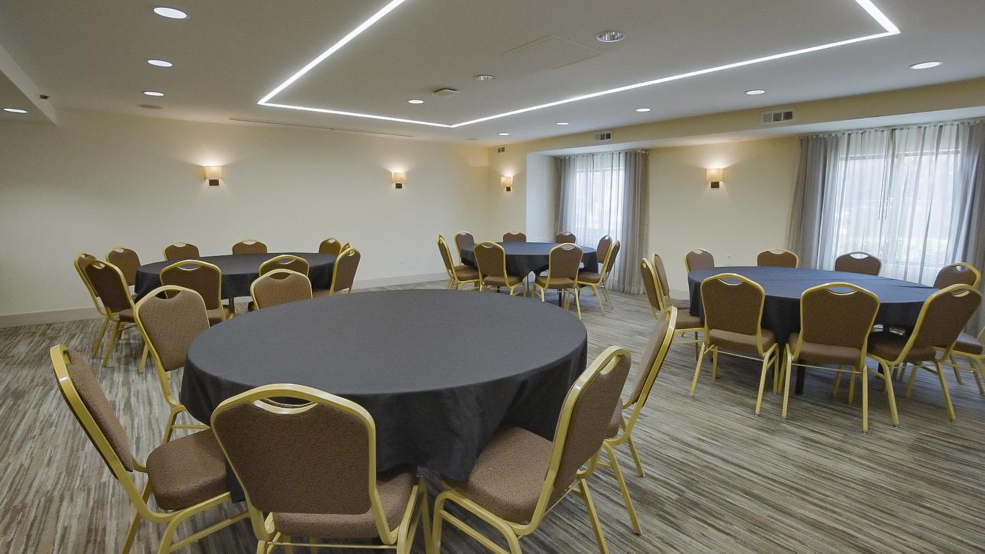 Holiday Inn Irving Las Colinas By Ihg Εξωτερικό φωτογραφία